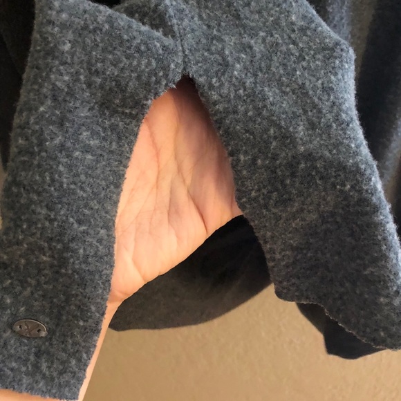 soft hoodie with hood - Picture 4 of 4